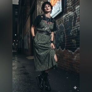 Time & Tru Dress Camo Green Animal Print Midi Slit Size Medium 8-10